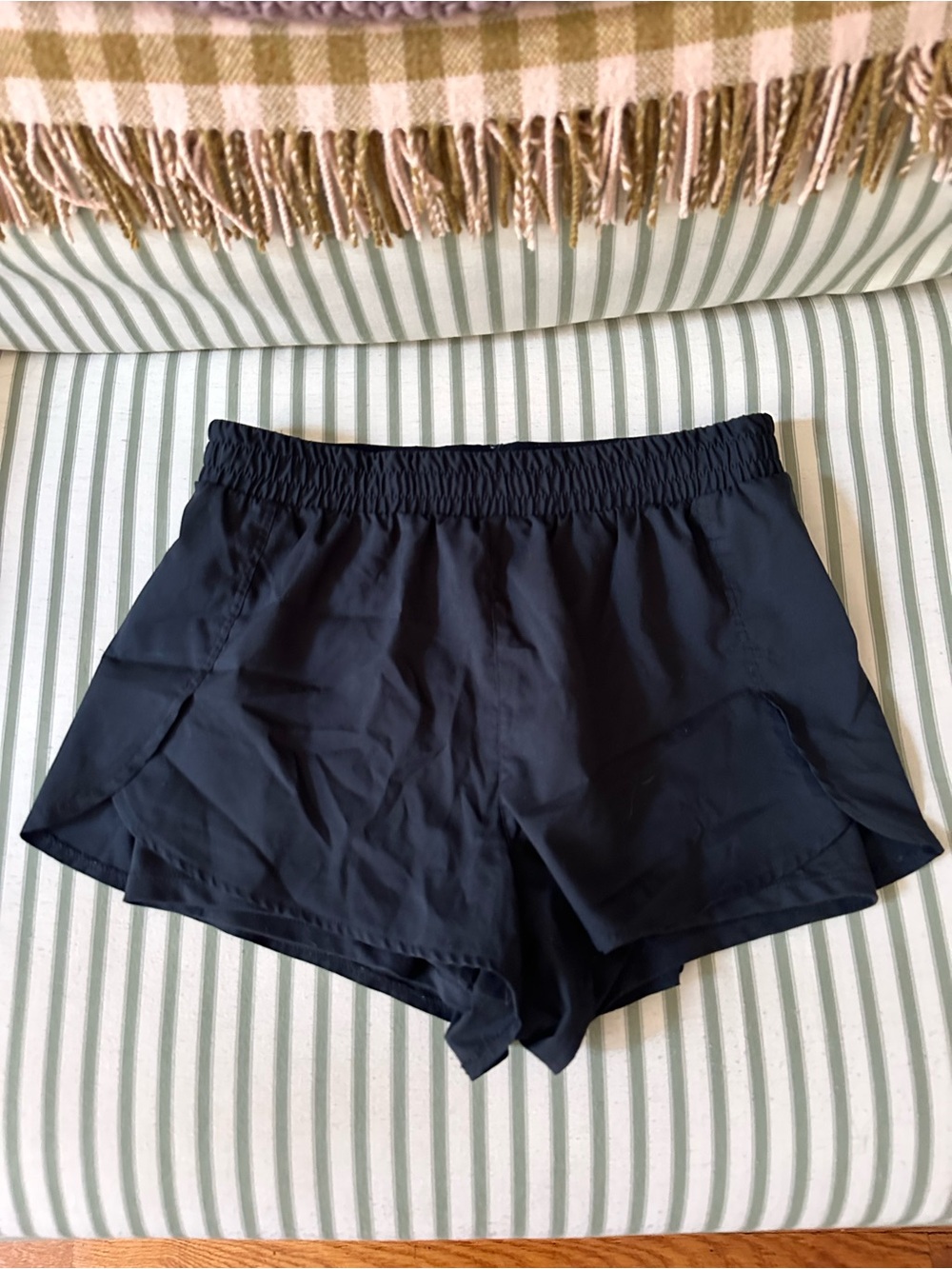 girlfriend collective black trail shorts